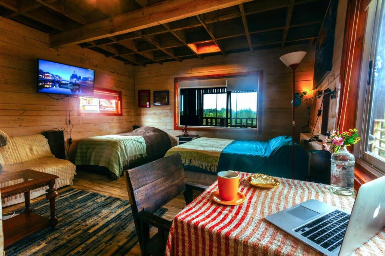Sirena Insolente Hostel & Suites Пичилему Екстериор снимка